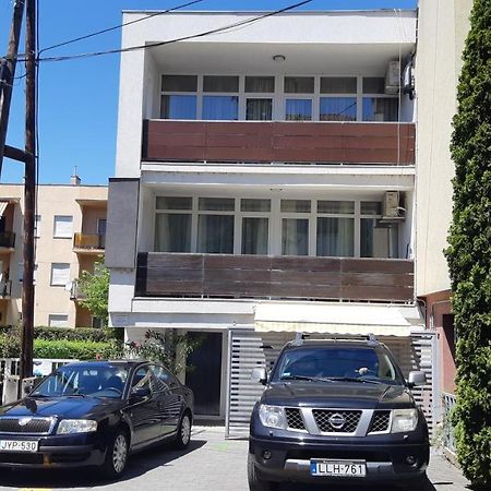 T8 Apartment Balatonfüred Екстериор снимка