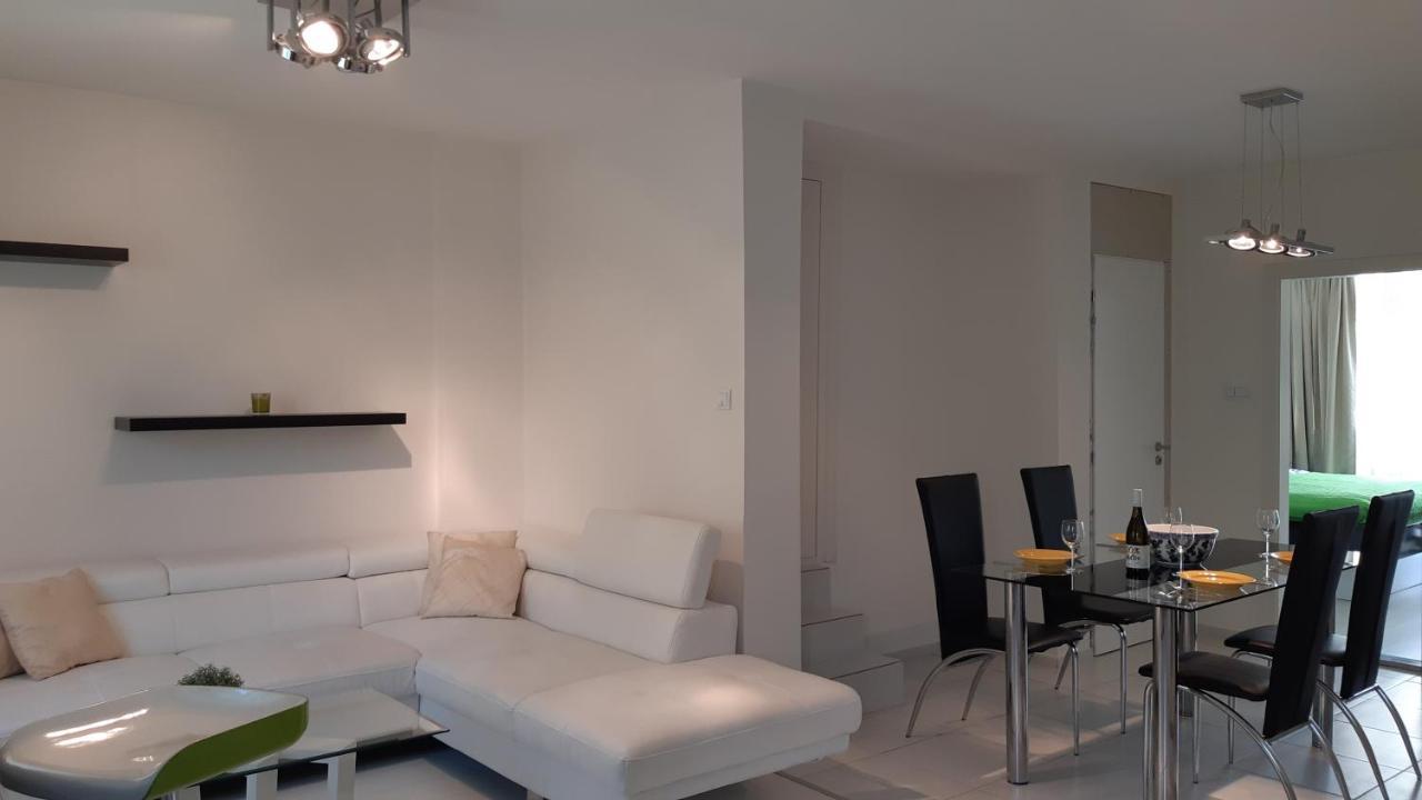 T8 Apartment Balatonfüred Екстериор снимка