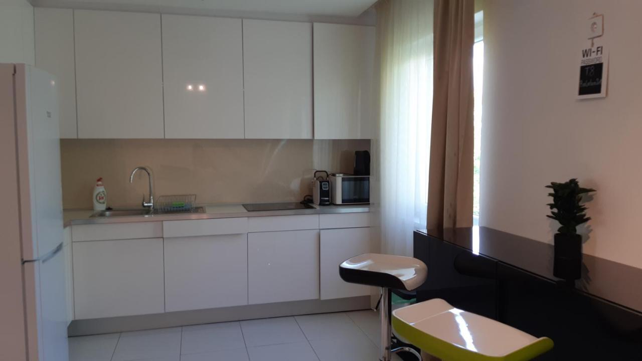 T8 Apartment Balatonfüred Екстериор снимка