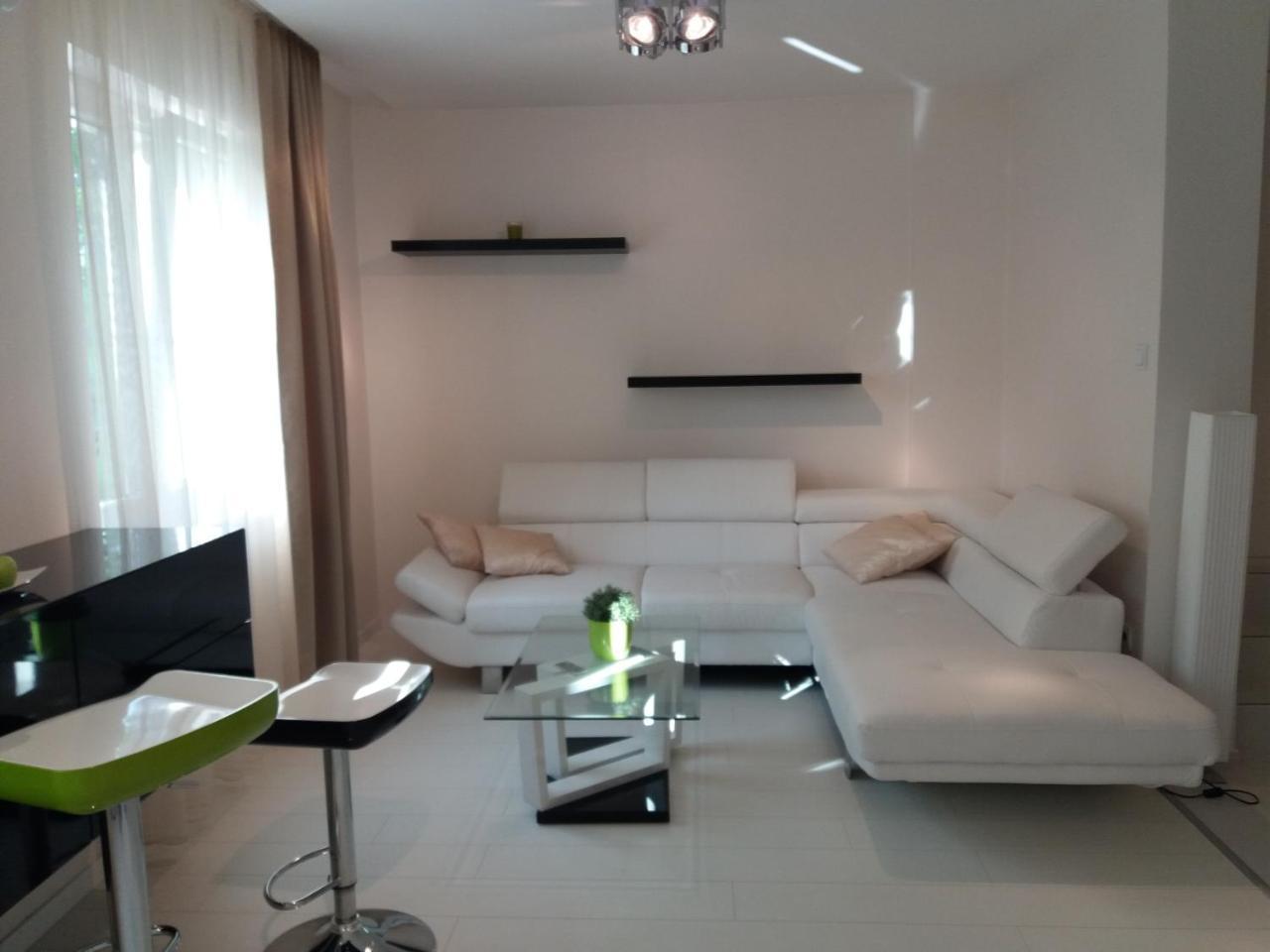 T8 Apartment Balatonfüred Екстериор снимка